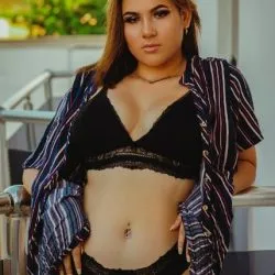 Malatya Escort Şeyma Grup Yapmaya Bayılıyor